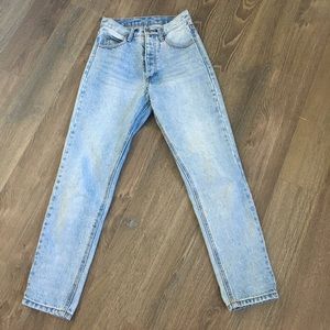 Brandy Melville Jane Light Wash Jeans